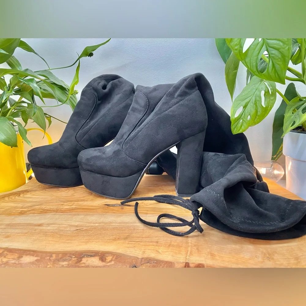 Black Over-the-Knee Velvet Women's Platform Heeled Boots - Picture 5 of 11